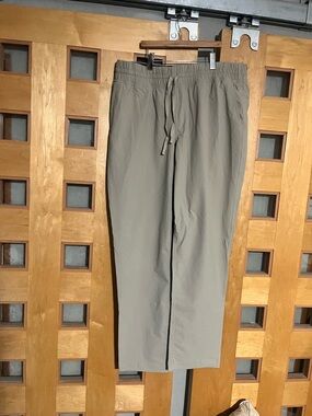 Mountain Hardwear Relaxed Drawstring Pants, L